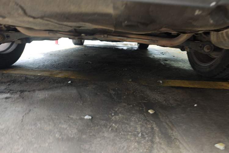 Used Audi A6L 2011 2.0 TFSI automatic Comfort trim Chassis Rear