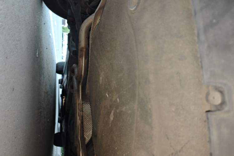 Used Audi A6L 2011 2.0 TFSI automatic Comfort trim Chassis Rear