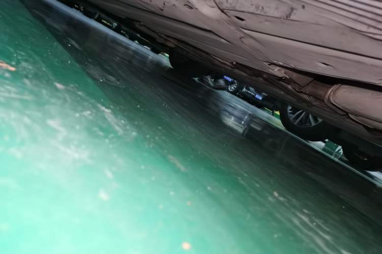 Used Audi A6L 2011 2.0 TFSI automatic Comfort trim Chassis Rear Left