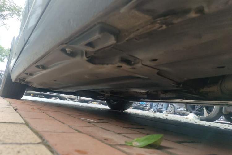 Used Audi A6L 2011 2.0 TFSI Automatic Standard Edition Chassis Rear Left