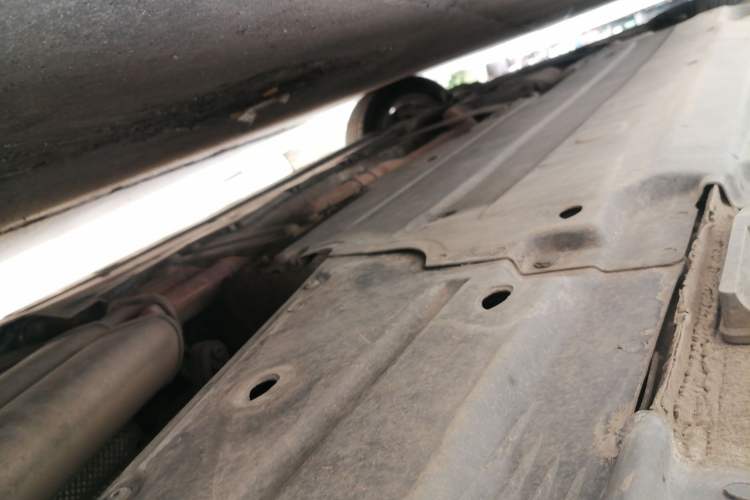 Used Audi A6L 2011 2.0 TFSI Automatic Standard Edition Chassis Rear Left