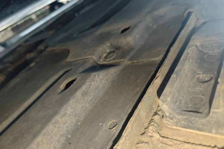 Used Audi A6L 2011 2.8 FSI Comfort Model Chassis Rear Left