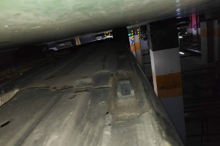 Used Audi A6L 2011 2.0 TFSI Automatic Standard Edition Chassis Rear Left