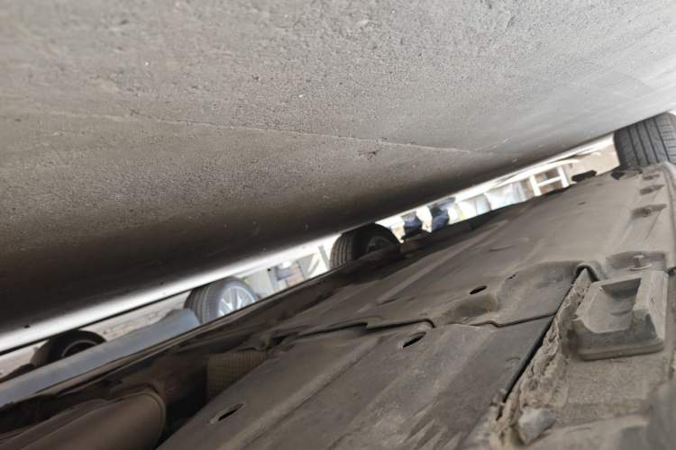 Used Audi A6L 2011 2.0 TFSI Automatic Standard Edition Chassis Rear Left