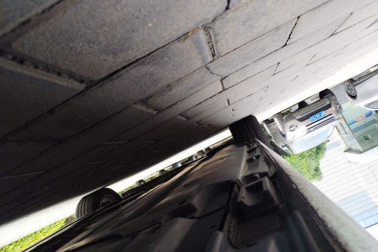 Used Audi A6L 2011 2.8 FSI Comfort Model Chassis Rear Left