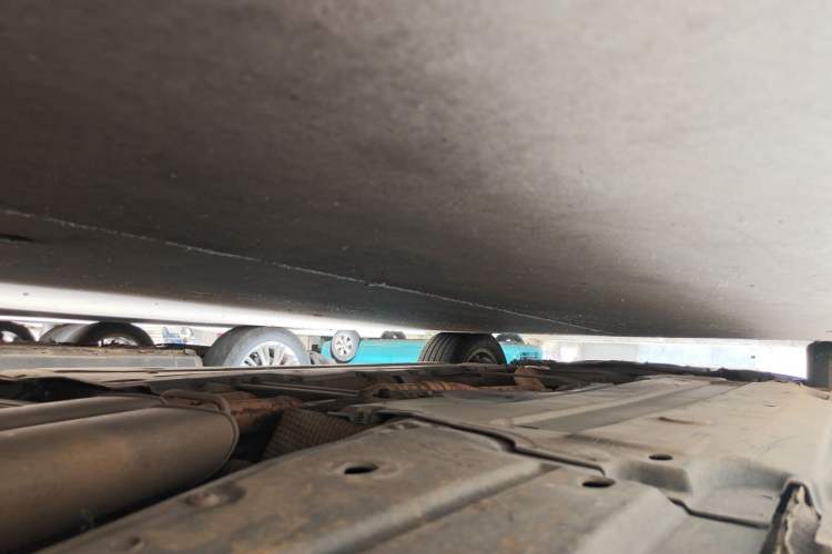 Used Audi A6L 2011 2.0 TFSI Automatic Standard Edition Chassis Rear Left
