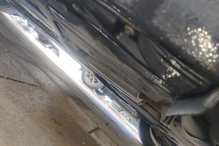 Used Audi A6L 2011 2.0 TFSI automatic Comfort trim Chassis Rear Left