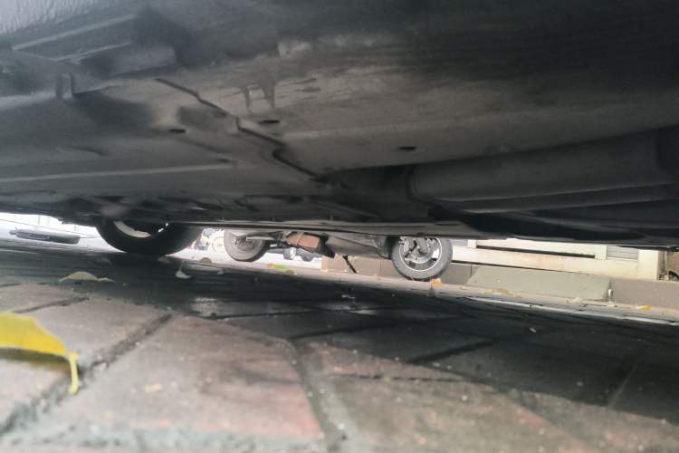 Used Audi A6L 2011 2.4L Comfort Edition Chassis Rear Left