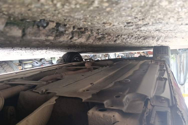 Used Audi A6L 2011 2.0 TFSI Automatic Standard Edition Chassis Rear Left