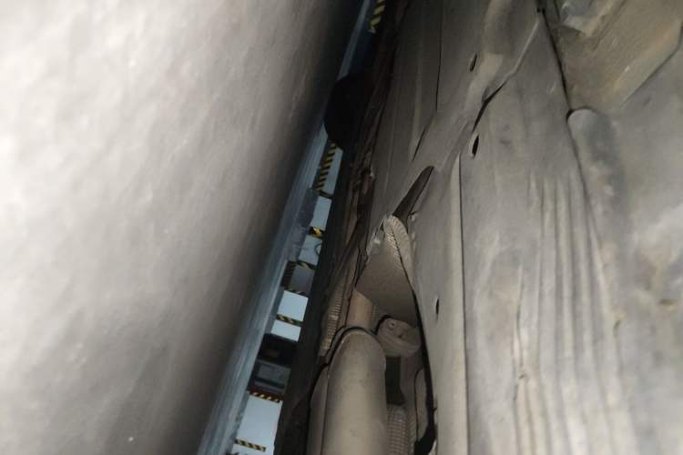 Used Audi A6L 2011 2.8 FSI Comfort Model Chassis Rear Left