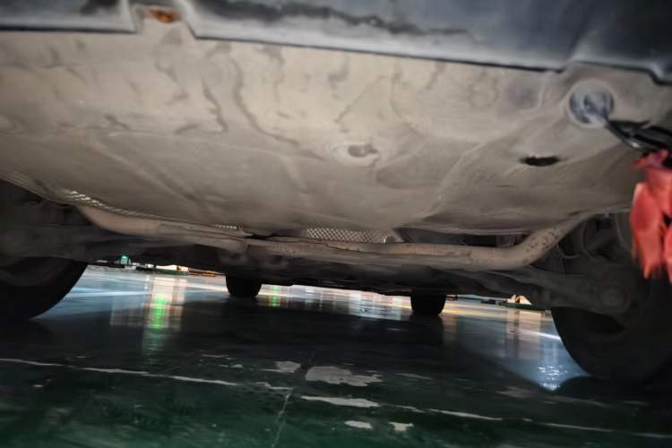Used Audi A6L 2011 2.0 TFSI automatic Comfort trim Chassis Rear