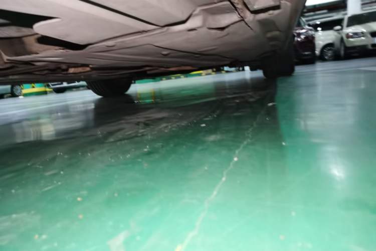 Used Audi A6L 2011 2.0 TFSI automatic Comfort trim Chassis Rear Right
