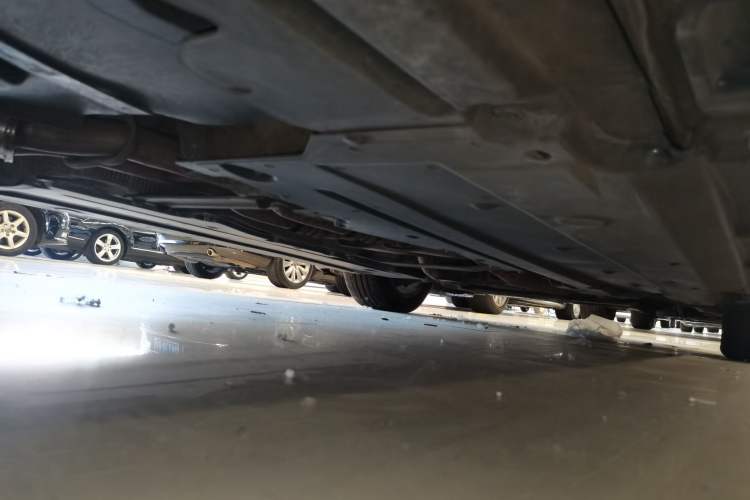 Used Audi A6L 2011 2.4L Comfort Edition Chassis Rear Right