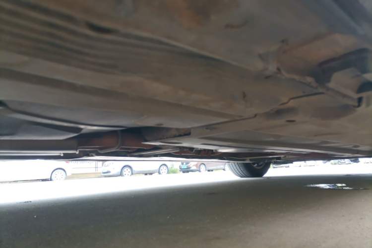 Used Audi A6L 2011 2.0 TFSI automatic Comfort trim Chassis Rear Right