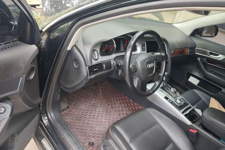 Used Audi A6L 2011 2.0 TFSI automatic Comfort trim Driver Seat