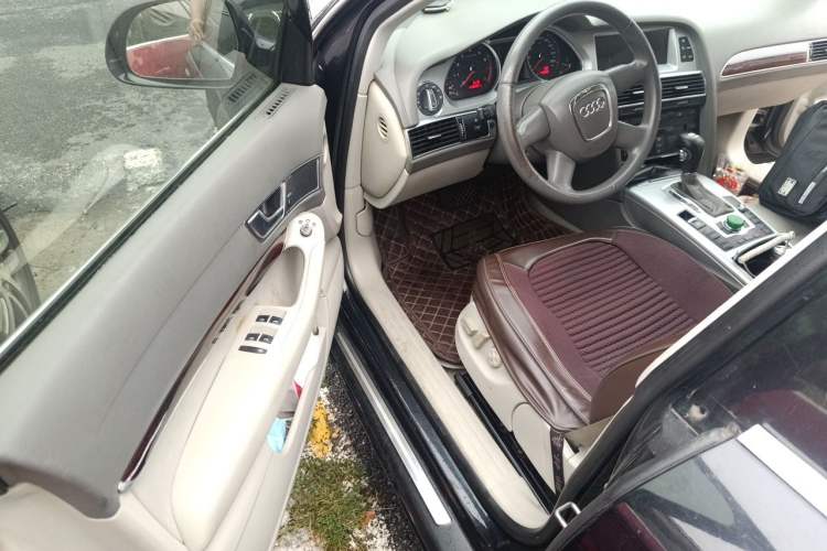 Used Audi A6L 2011 2.0 TFSI Automatic Standard Edition Driver Seat