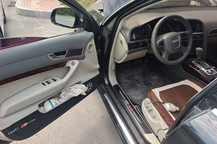 Used Audi A6L 2011 2.0 TFSI Automatic Standard Edition Driver Seat