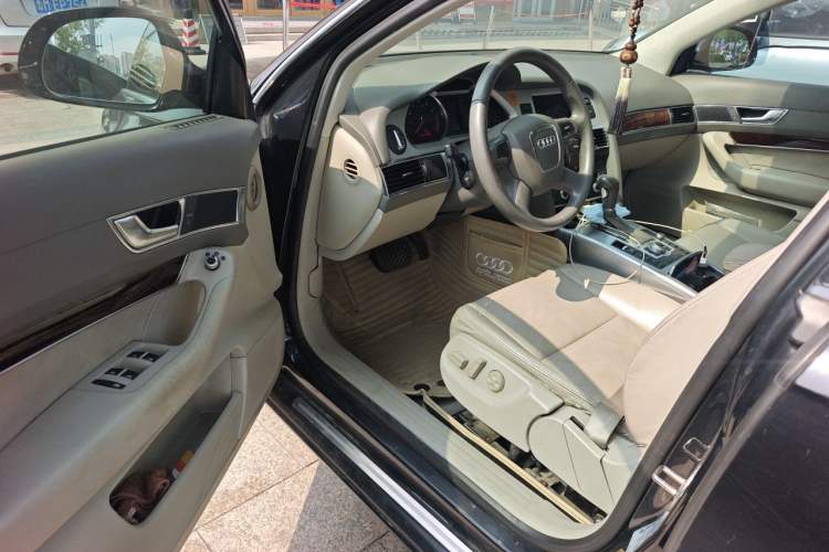 Used Audi A6L 2011 2.0 TFSI Automatic Standard Edition Driver Seat