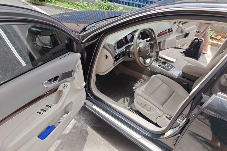 Used Audi A6L 2011 2.0 TFSI Automatic Standard Edition Driver Seat