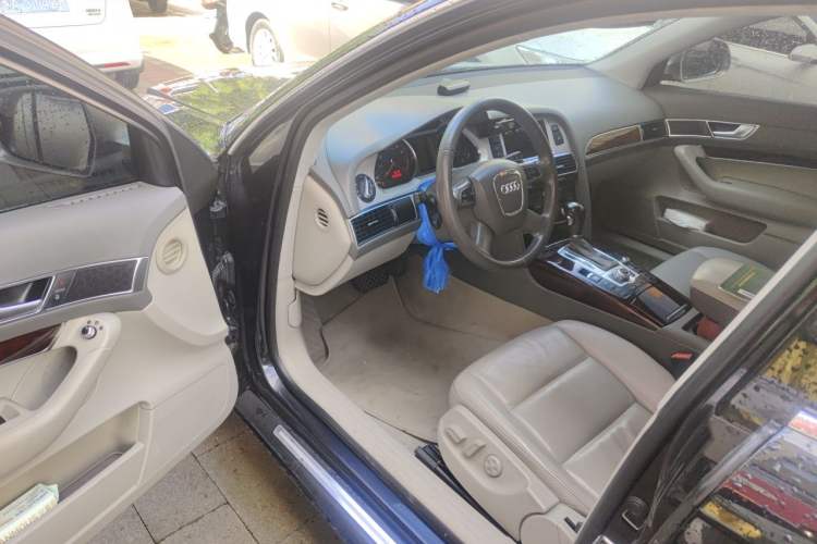 Used Audi A6L 2011 2.0 TFSI automatic Comfort trim Driver Seat