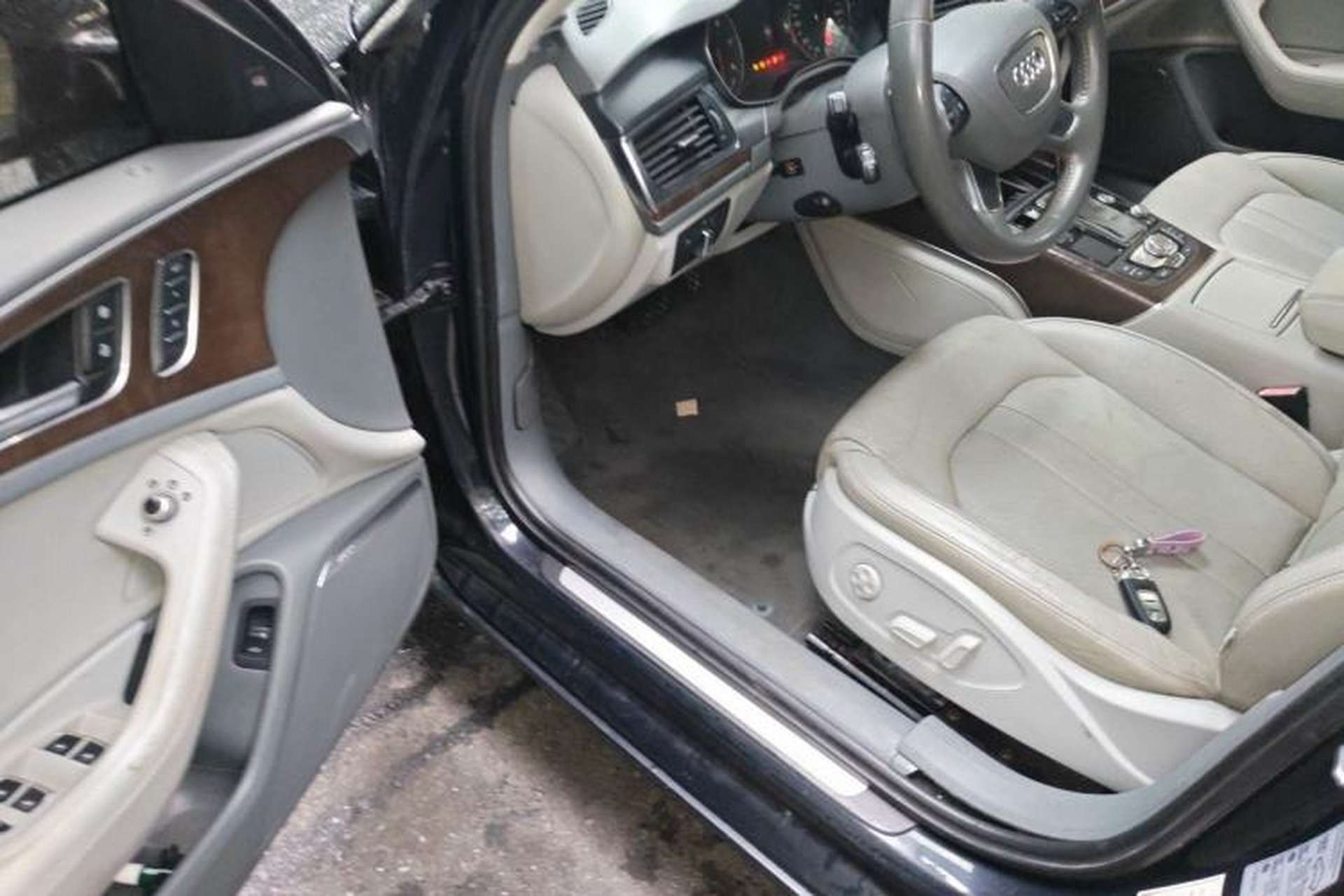 Used Audi A6L 2011 3.0 TFSI quattro Luxury Model Driver Seat