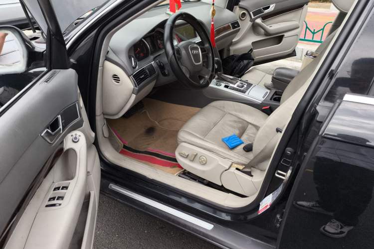 Used Audi A6L 2011 2.0 TFSI automatic Comfort trim Driver Seat