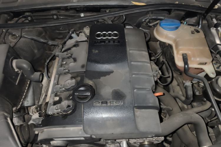 Used Audi A6L 2011 2.0 TFSI Automatic Standard Edition Engine Bay