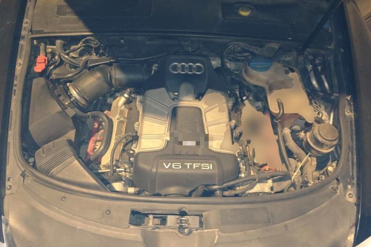 Used Audi A6L 2011 3.0 TFSI quattro Luxury Model Engine Bay