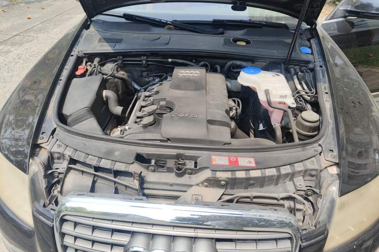 Used Audi A6L 2011 2.0 TFSI Automatic Standard Edition Engine Bay