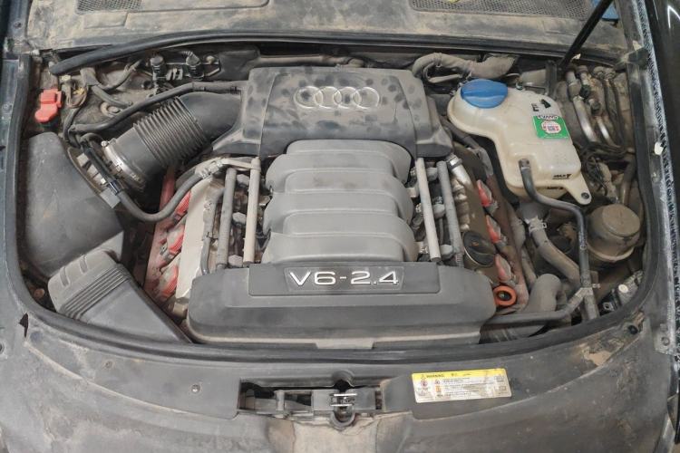 Used Audi A6L 2011 2.4L Comfort Edition Engine Bay