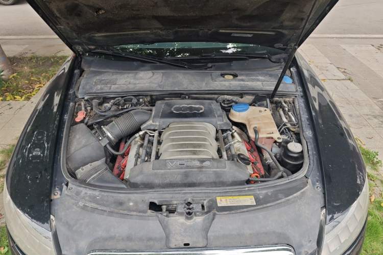 Used Audi A6L 2011 2.4L Technology Edition Engine Bay