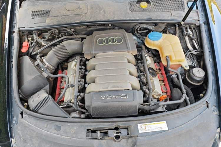 Used Audi A6L 2011 2.8 FSI quattro Luxury Model Engine Bay
