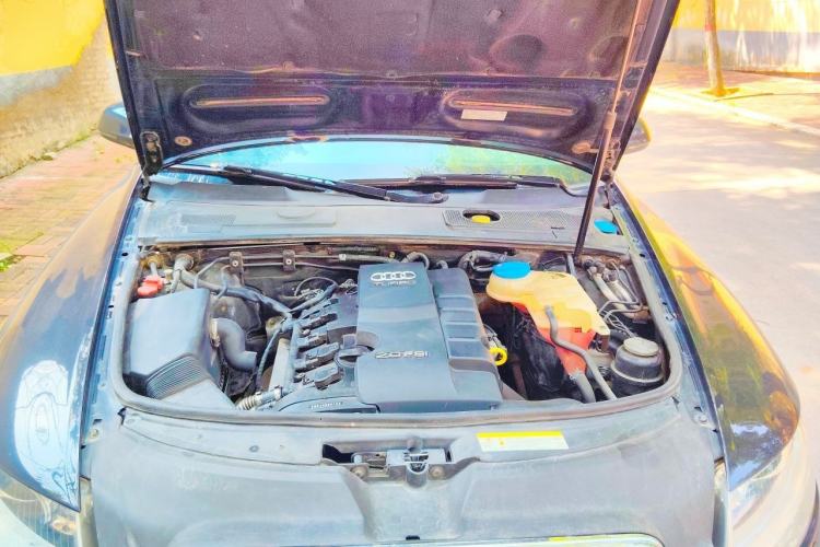 Used Audi A6L 2011 2.0 TFSI Automatic Standard Edition Engine Bay