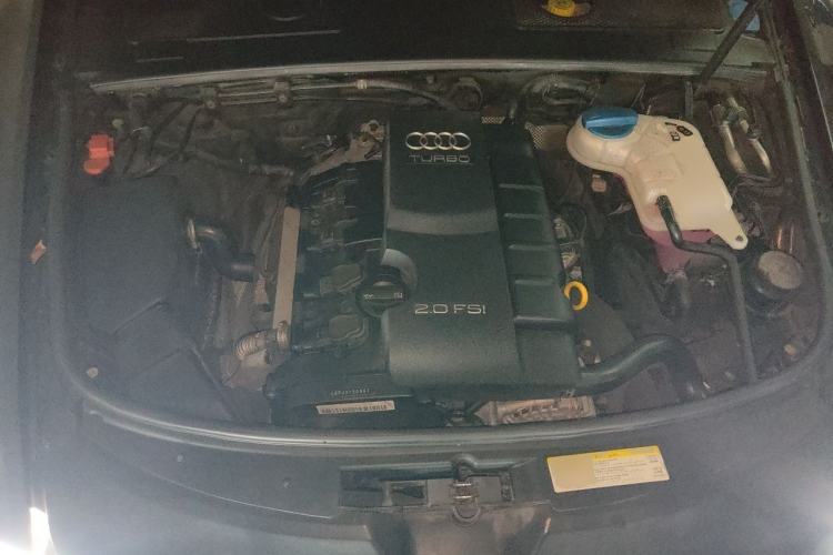 Used Audi A6L 2011 2.0 TFSI Automatic Standard Edition Engine Bay