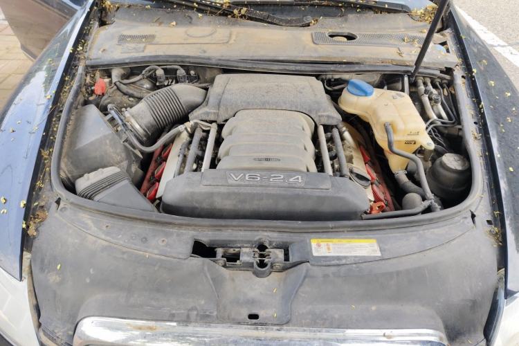 Used Audi A6L 2011 2.4L Comfort Edition Engine Bay