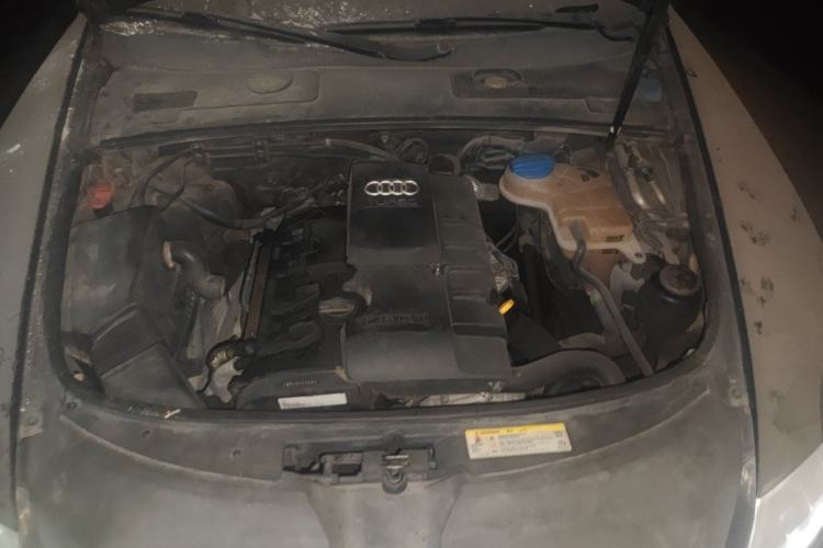 Used Audi A6L 2011 2.0 TFSI Automatic Standard Edition Engine Bay