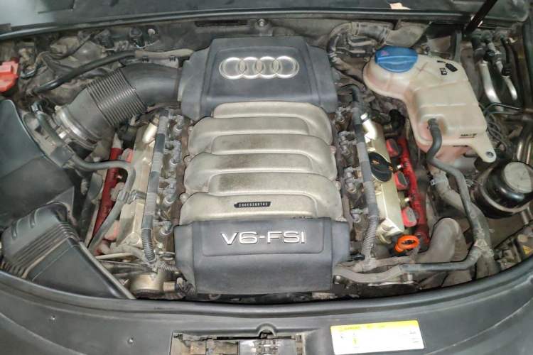 Used Audi A6L 2011 2.8 FSI Luxury Model Engine Bay