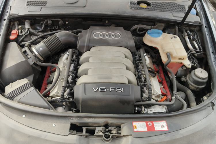 Used Audi A6L 2011 2.8 FSI quattro Luxury Model Engine Bay