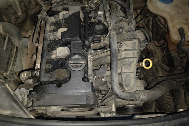 Used Audi A6L 2011 2.0 TFSI Automatic Standard Edition Engine Bay