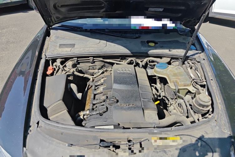 Used Audi A6L  Engine Bay