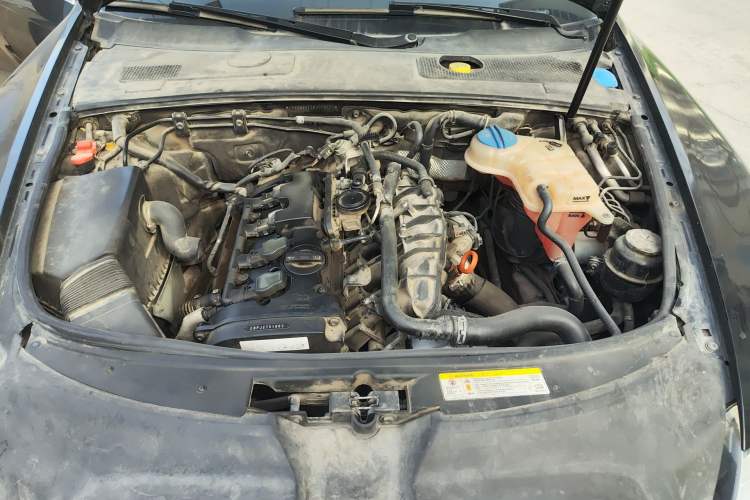 Used Audi A6L 2011 2.0 TFSI Automatic Standard Edition Engine Bay