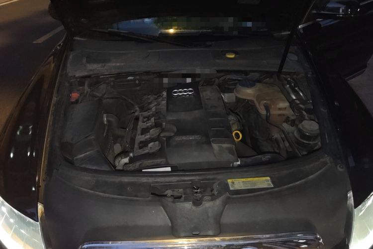 Used Audi A6L 2011 2.0 TFSI Automatic Standard Edition Engine Bay