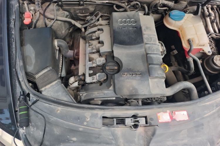 Used Audi A6L 2011 2.0 TFSI Automatic Standard Edition Engine Bay