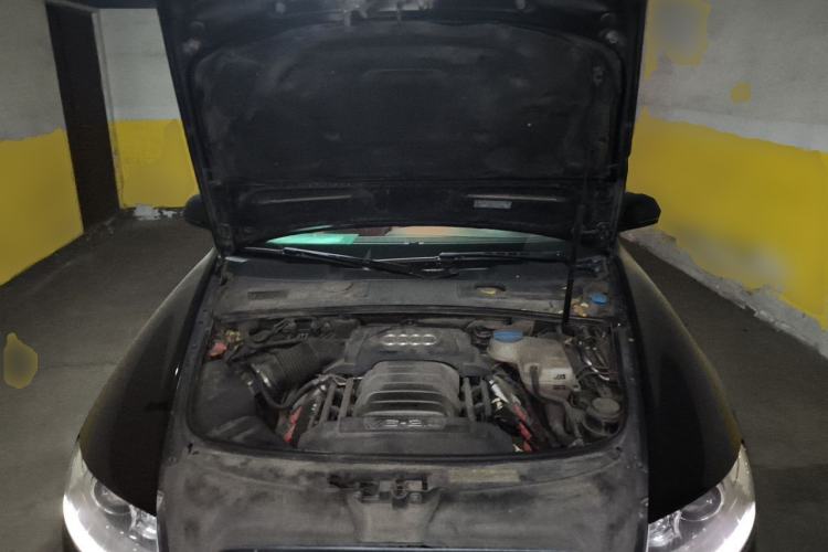 Used Audi A6L 2011 2.4L Luxury Edition Engine Bay