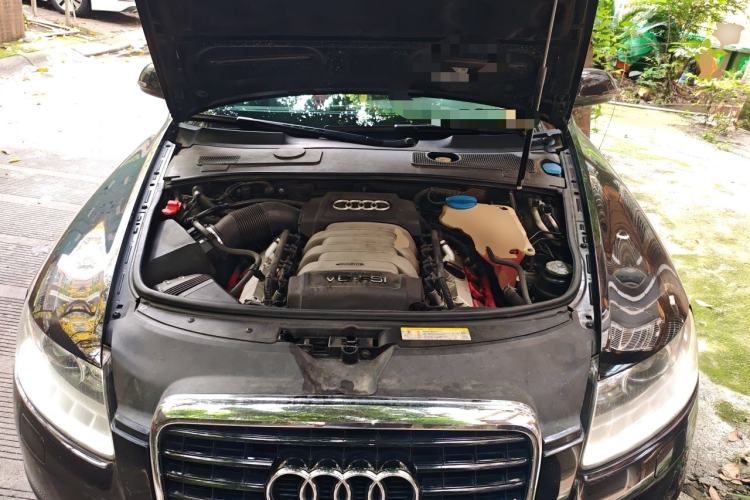 Used Audi A6L 2011 2.8 FSI Comfort Model Engine Bay