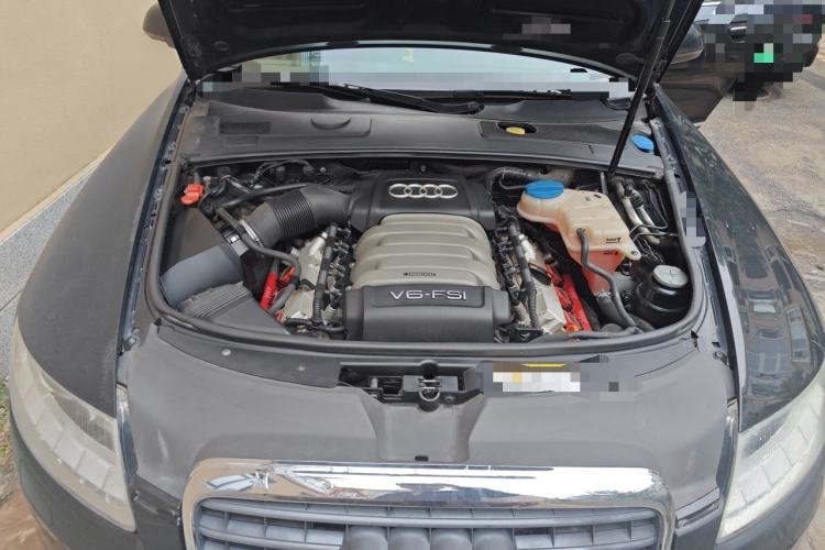 Used Audi A6L 2011 2.8 FSI Comfort Model Engine Bay