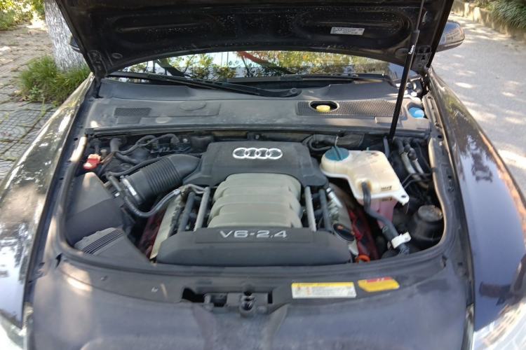 Used Audi A6L 2011 2.4L Technology Edition Engine Bay