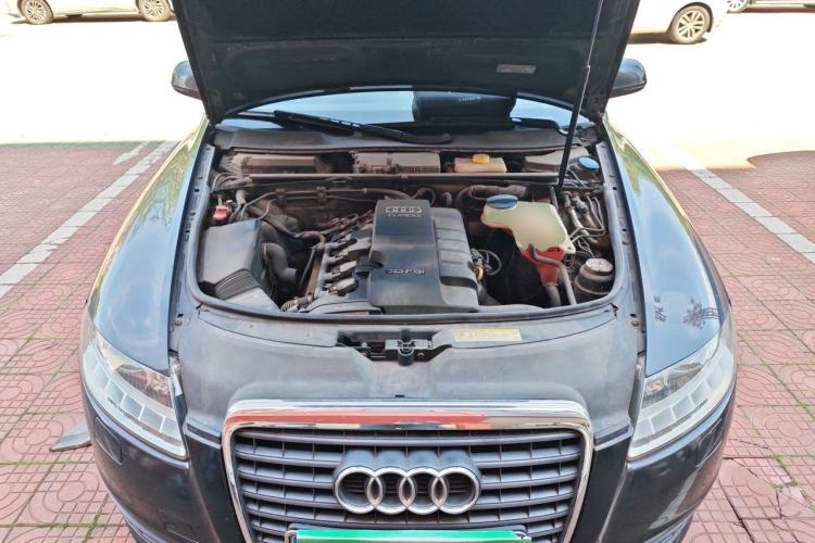 Used Audi A6L 2011 2.0 TFSI automatic Comfort trim Engine Bay