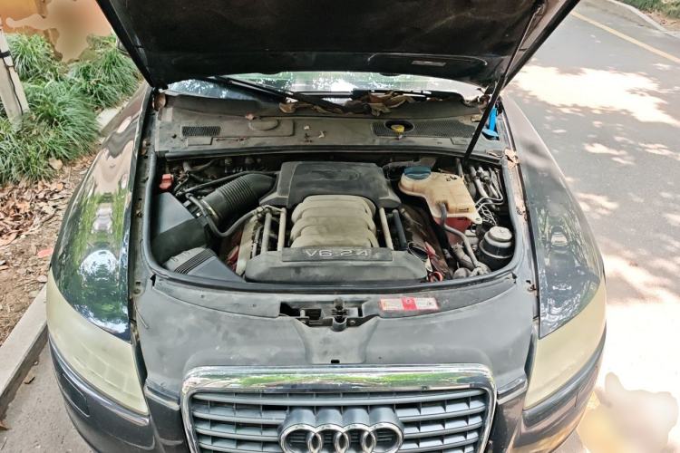 Used Audi A6L 2011 2.4L Technology Edition Engine Bay