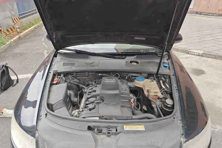 Used Audi A6L 2011 2.0 TFSI Automatic Standard Edition Engine Bay